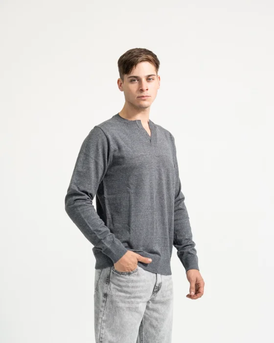 Sueter de Hombre con Cuello Abierto