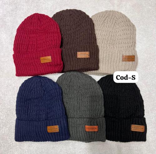 Gorros Tejidos con Piel