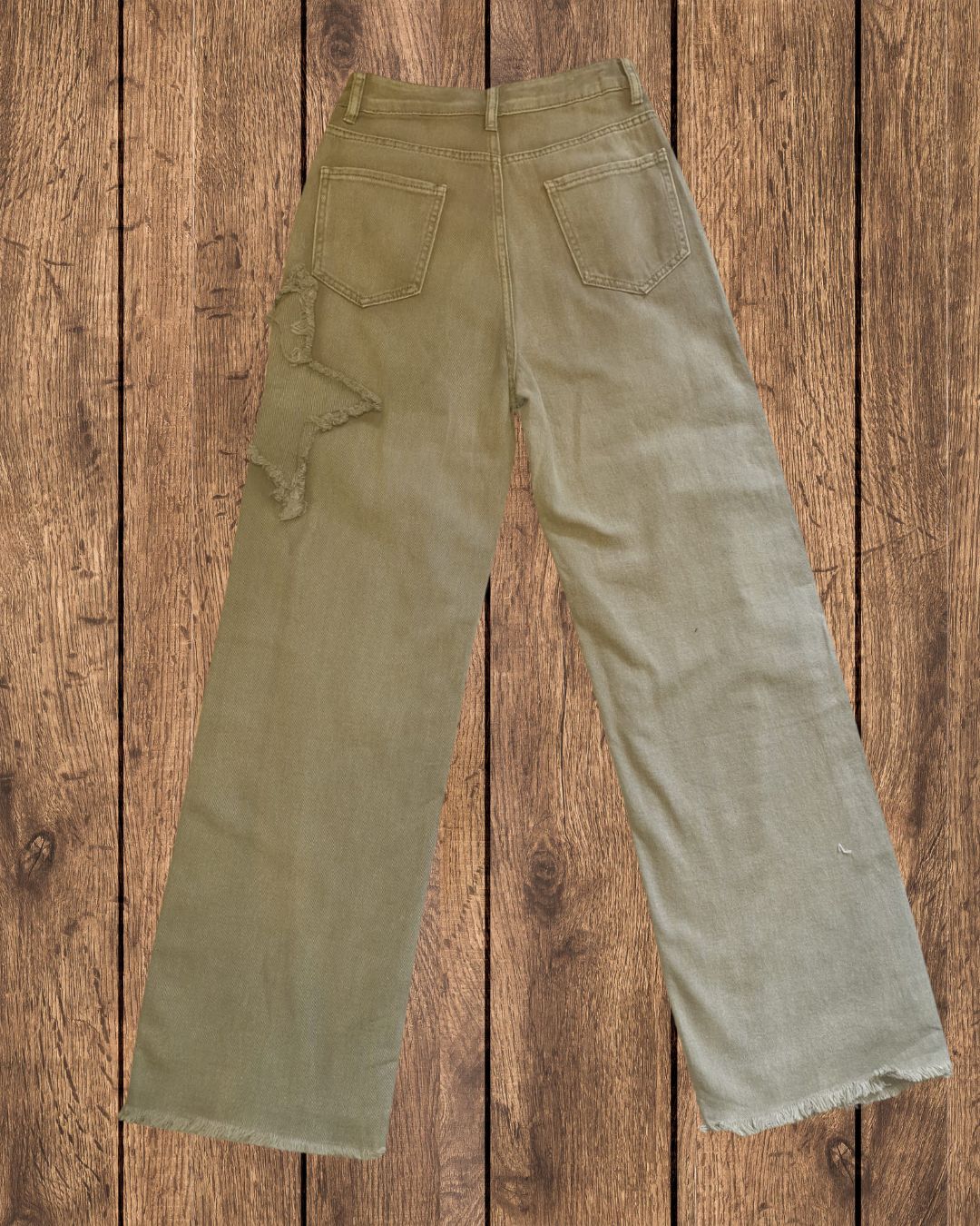 Jeans Estrella - FONDO%20AAUT%20-%202026-04-25T121426.309.jpg