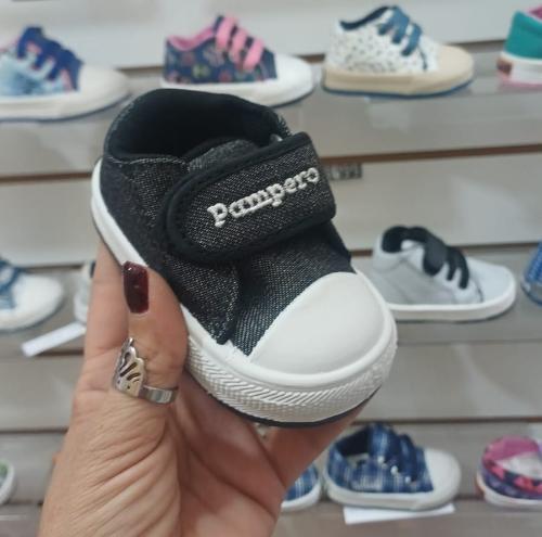 Zapatillas con Abrojos Pampero