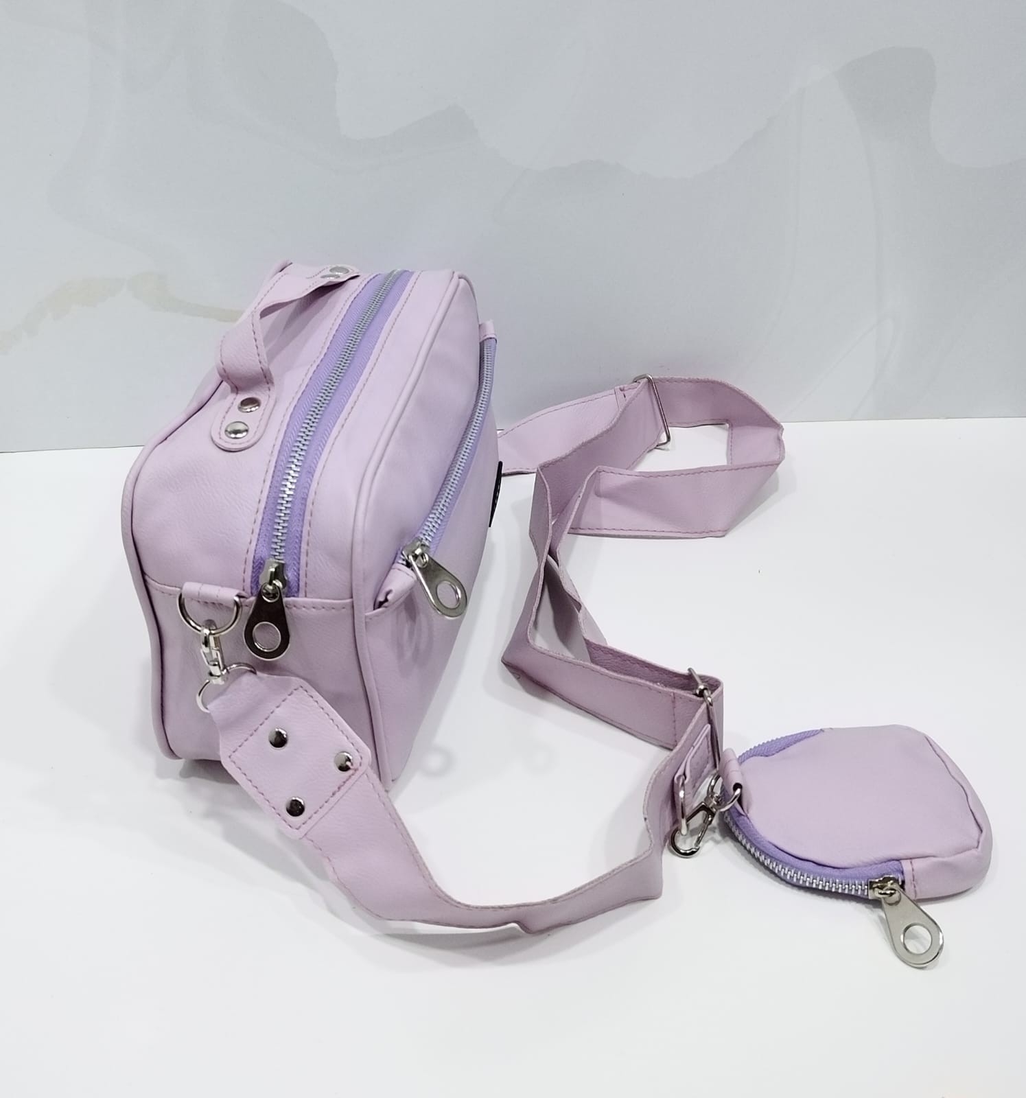 Morral con Monedero de
Cuero Ecológico Excelente Calidad. - Imagen 5