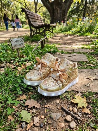 Zapatillas con Luces Nenas - Miniatura 2