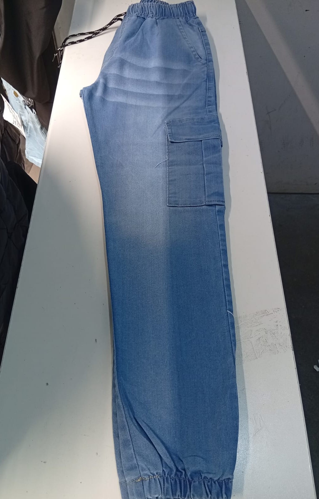 Jean Jogger Cargo Puño Hombre Pantalon Semi Chupin Recto Bolsillo Caballero Mayorista - Imagen 4