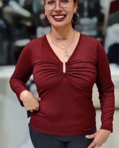 Remera con Avio y Frunce. Hebilla de Metal. Talles Reales Grandes - Miniatura 3