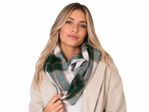 Cuello de Lana Escocés