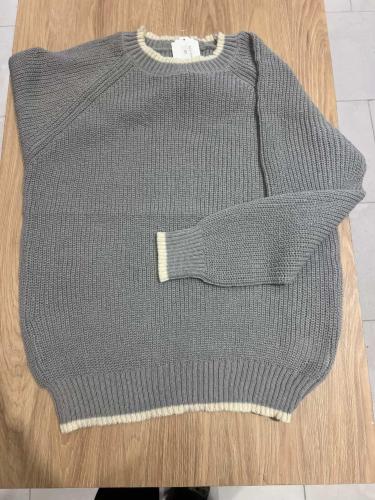 Sweater Gris,cuello Crema - Miniatura 3