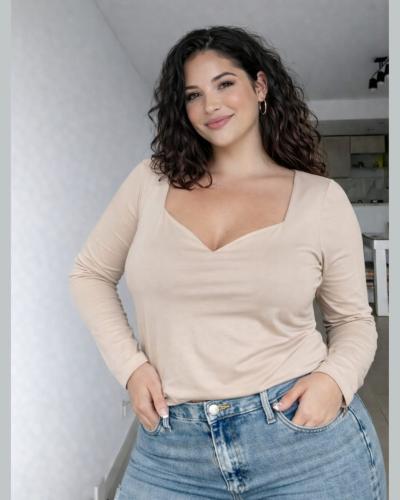 Camiseta Escote Corazón  ( Línea Curvi) Modal Soft
