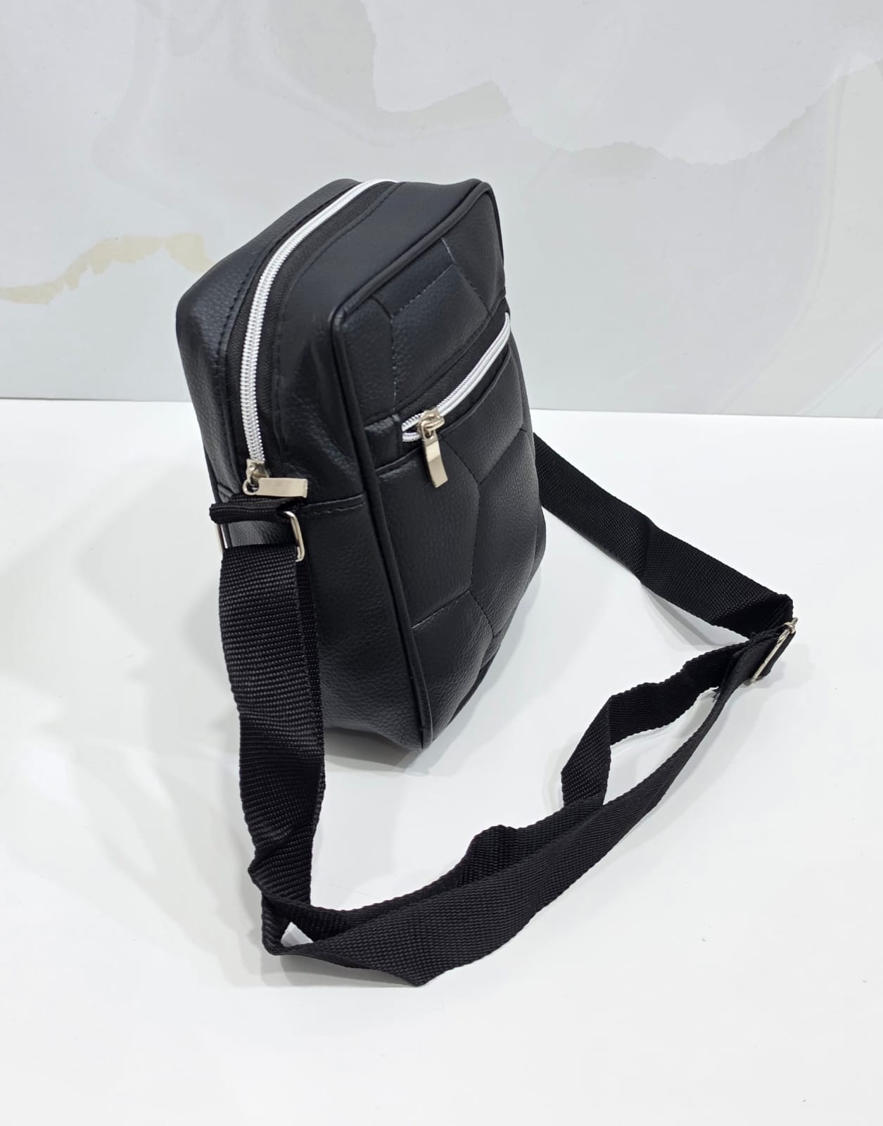 Morral. de Cuero Ecológico Excelente Calidad - Imagen 3