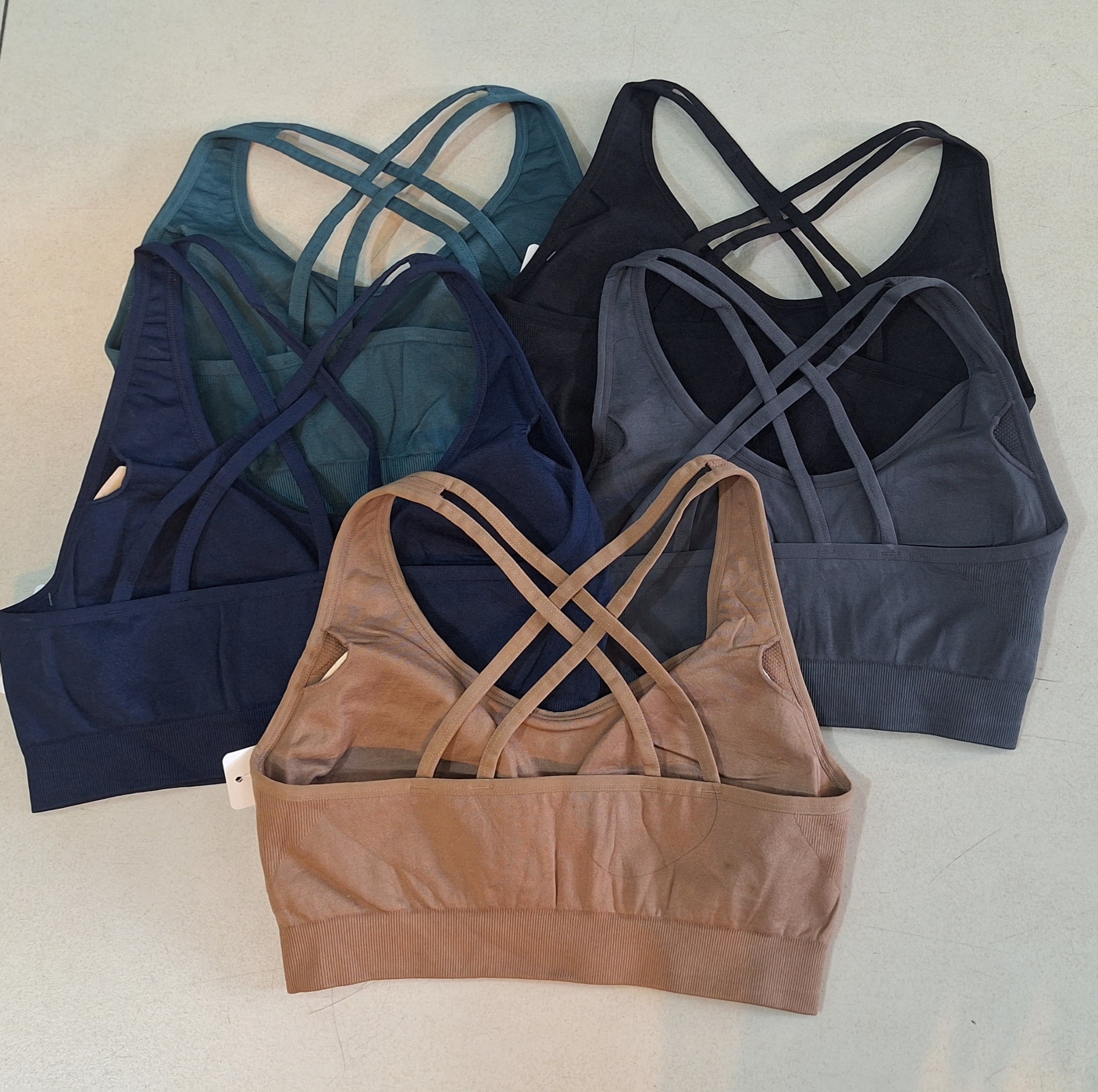 Top Seamless Capicua Tiritas Cruzadas..!! - Imagen 9