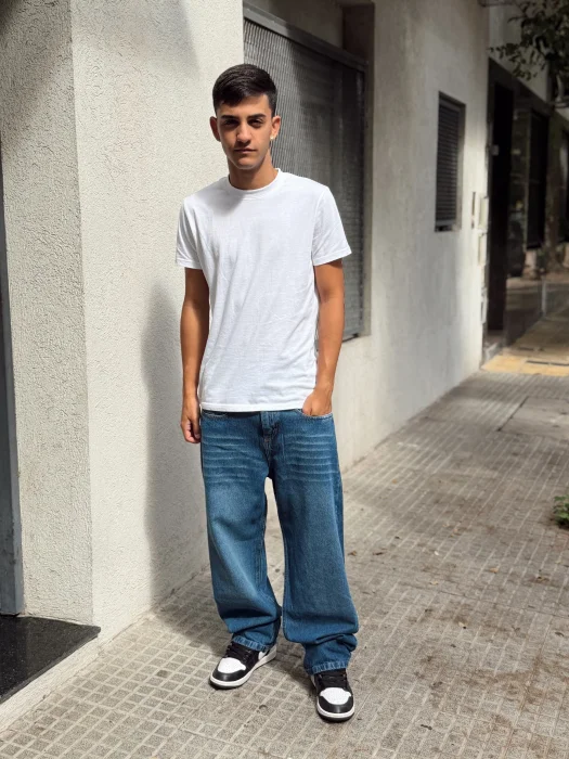Baggy Azul con Bigotes