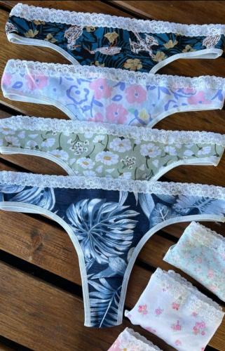 Colales Estampada con Puntilla
