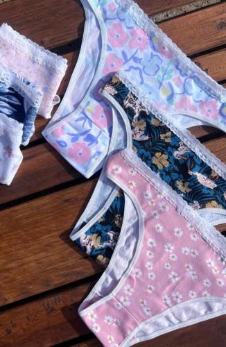 Vedetina Estampada con Puntilla