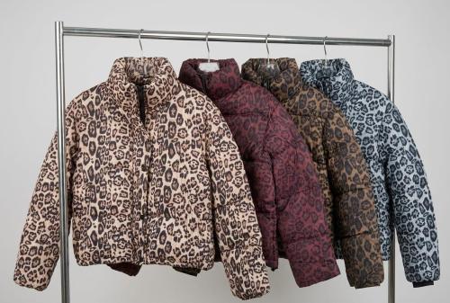 Campera Puffer Print Importada - Miniatura 7
