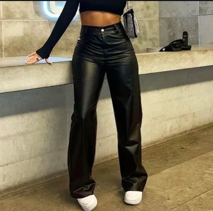 Wide Leg Engomado