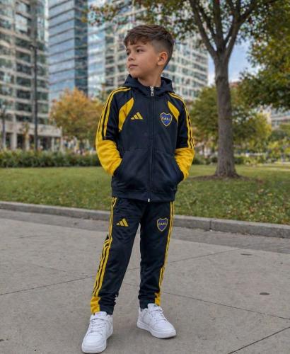 Conjunto Deportivo de Nene Solo Venta Mayorista ,no Vendo Unidad - Miniatura 2