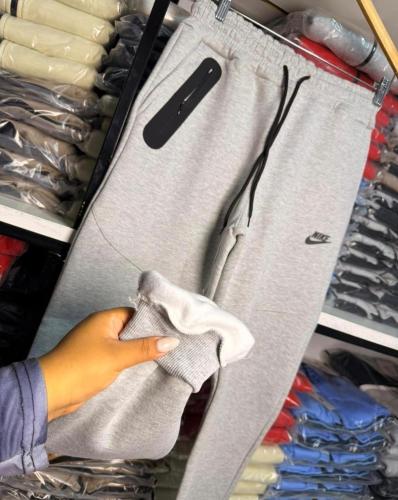 Conjunto Nike Tech - Miniatura 4
