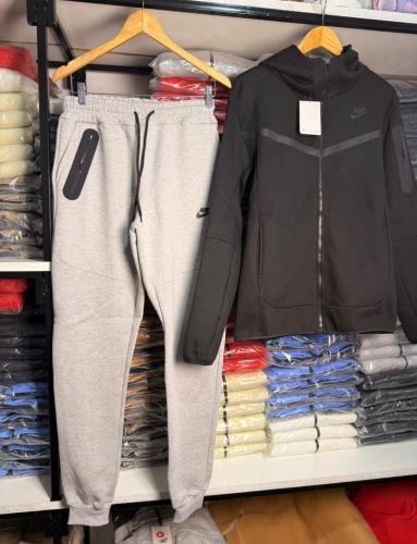Conjunto Nike Tech - Miniatura 7