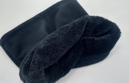 Cuello Polar Negro con Corderito Interno Muy Calido