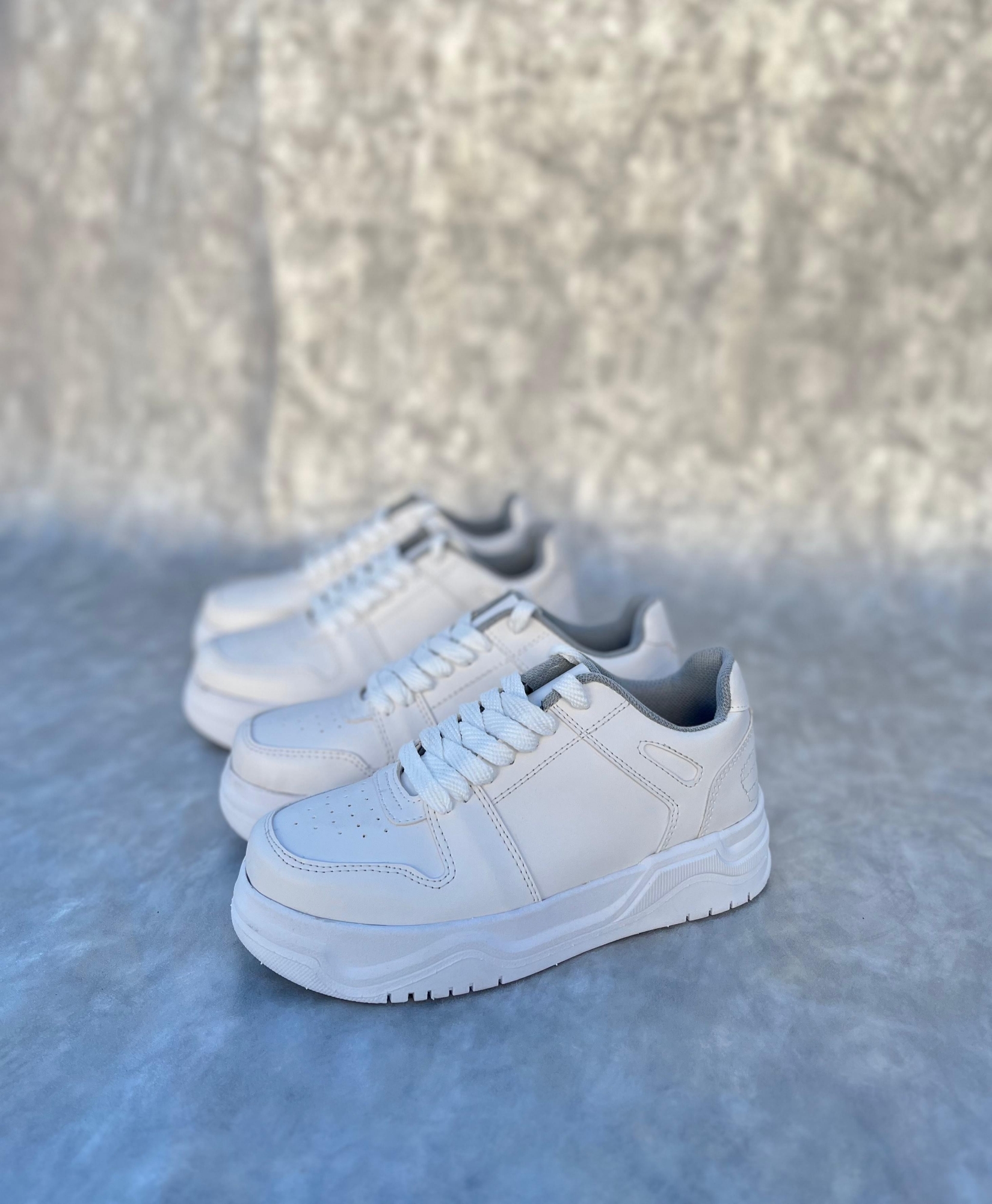 Zapatilla 047- Calidad Premium- Total White - Imagen 3