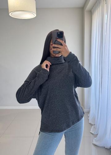 Polera Frizado Cuello Alta Talle 2-3-4 - Miniatura 2