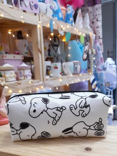 Totebags Impermeables Snoopy, Yerbera y Azucarera, Cartucheras,  Necesser - Miniatura 2