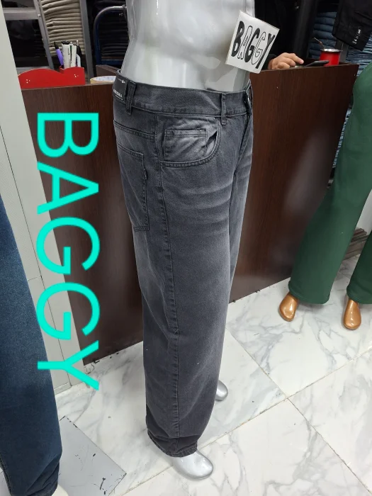 Baggy Gris Ston Localizado con Bigote