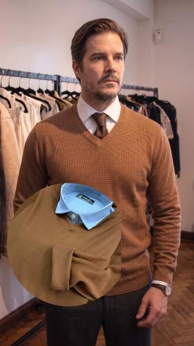 Sweter de Hombre Cuello V