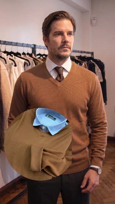 Sweter de Hombre Cuello V