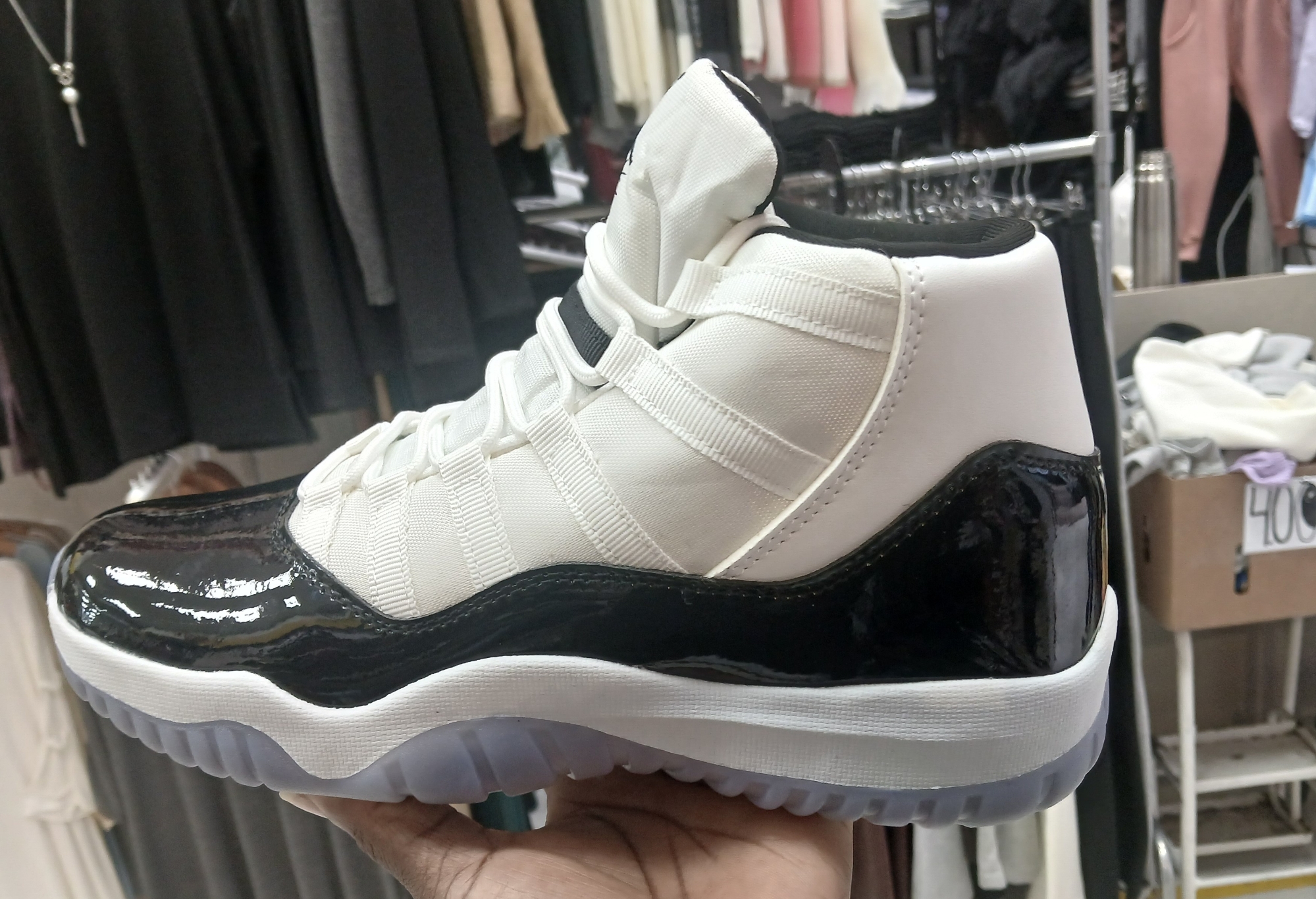 Jordan Retro 11 - Imagen 3