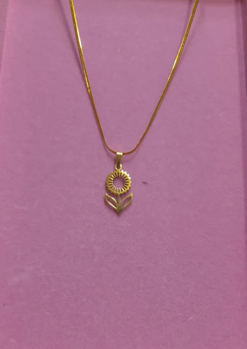 Cadena con Dijes