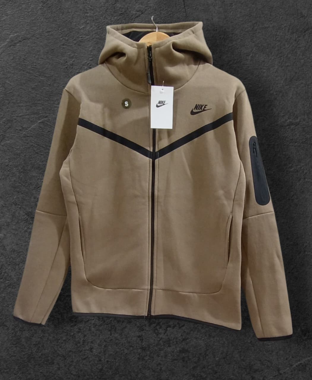 Campera Nik Tech - Imagen 3