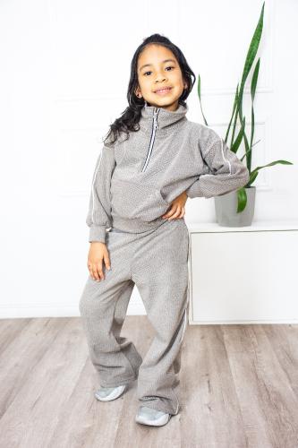 Conjunto Sofia  Darlon  Buzo Canguro y Pantalon Baggi - Miniatura 5