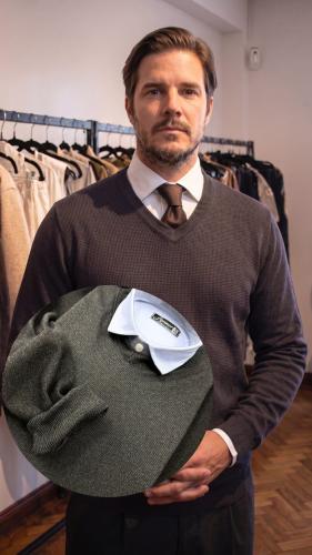 Sweter Cuello V de Hombre