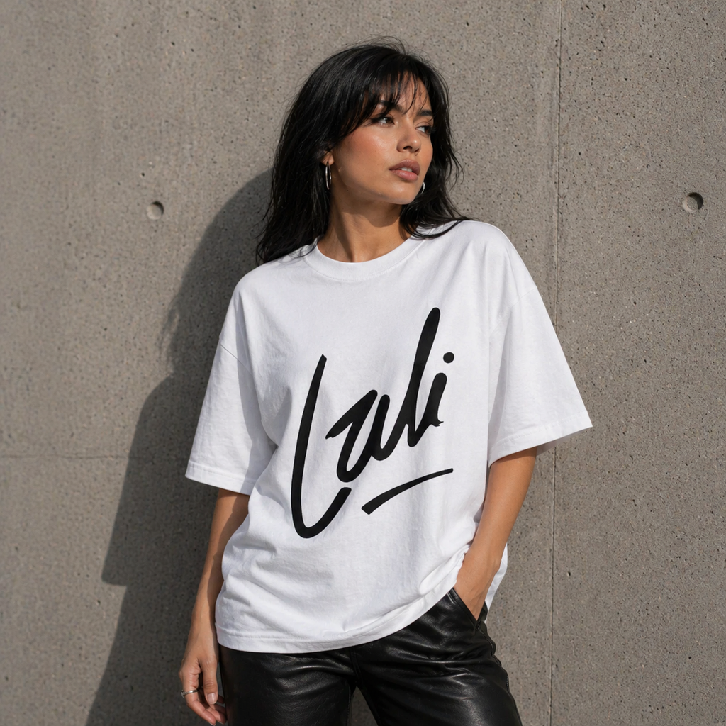Remera Over Adulto "lali Firma" Algodon Peinado - chatgpt-image-30-abr-2026-09_40_43-a-m-0b22066b2009b8826317775531932272-1024-1024.png
