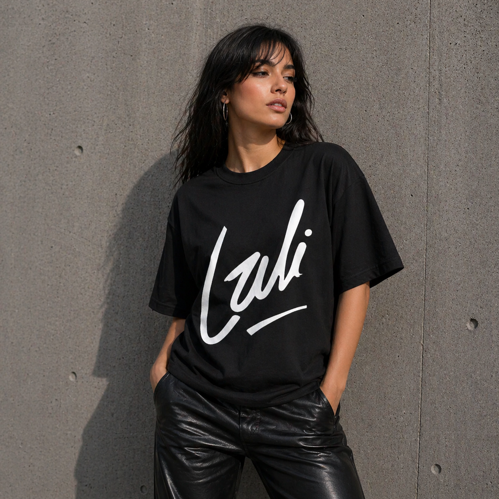 Remera Over Adulto "lali Firma" Algodon Peinado - chatgpt-image-30-abr-2026-09_45_43-a-m-a14a01375af3ac2a1e17775531926625-1024-1024.png