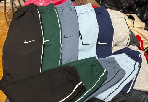 Jogger Nike Frizados
