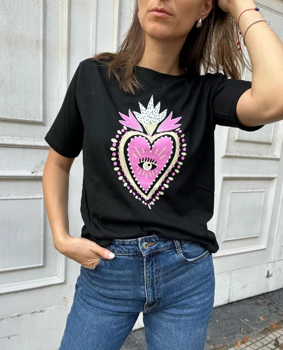 Art. 376 Remera Corazón Ojo
