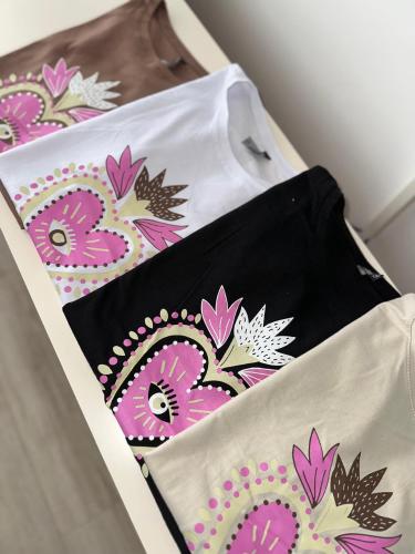 Art. 376 Remera Corazón Ojo