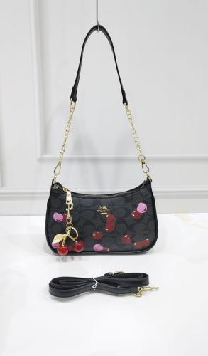 Carterita Morral Coach de Excelente Calidad.
de Cuero Pu. - Miniatura 4