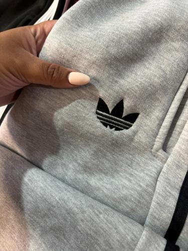 Pantalón Adidas