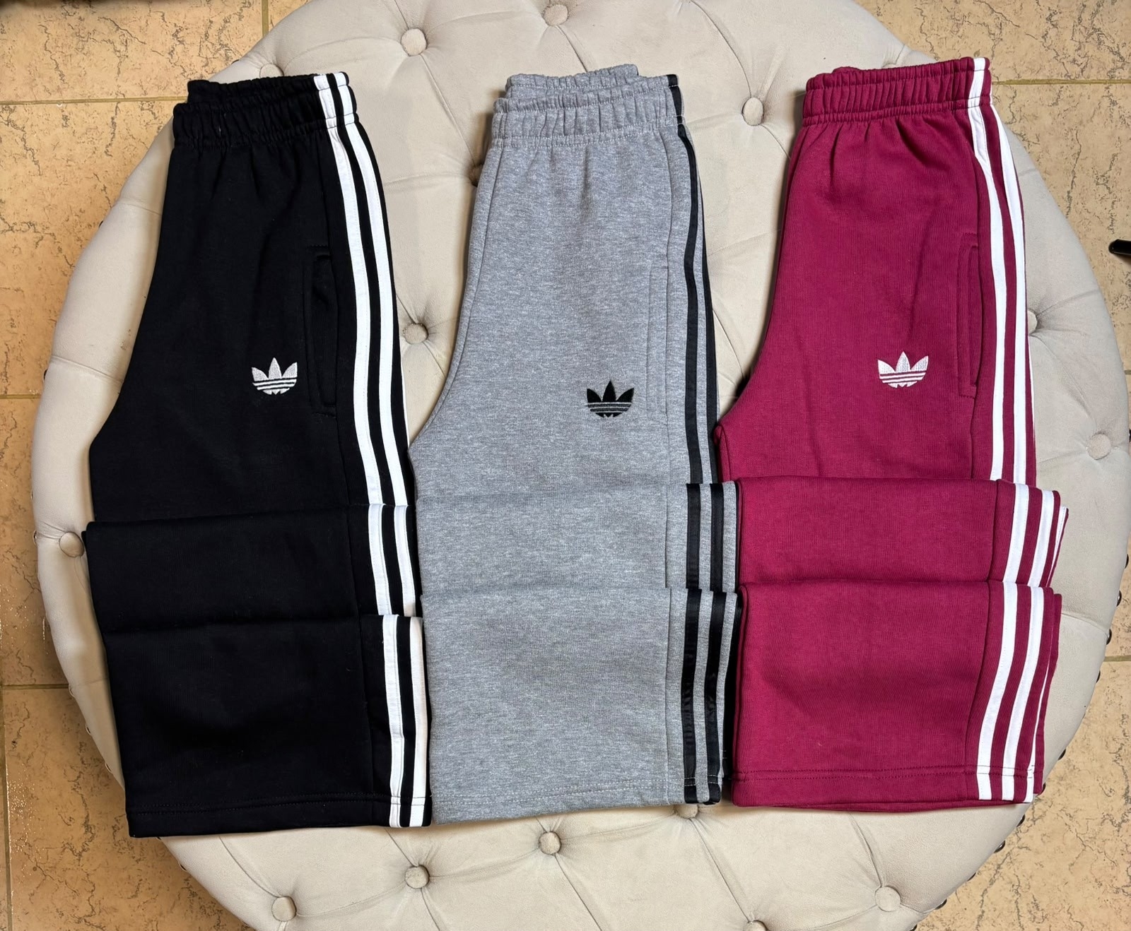 Pantalón Adidas - Imagen 2