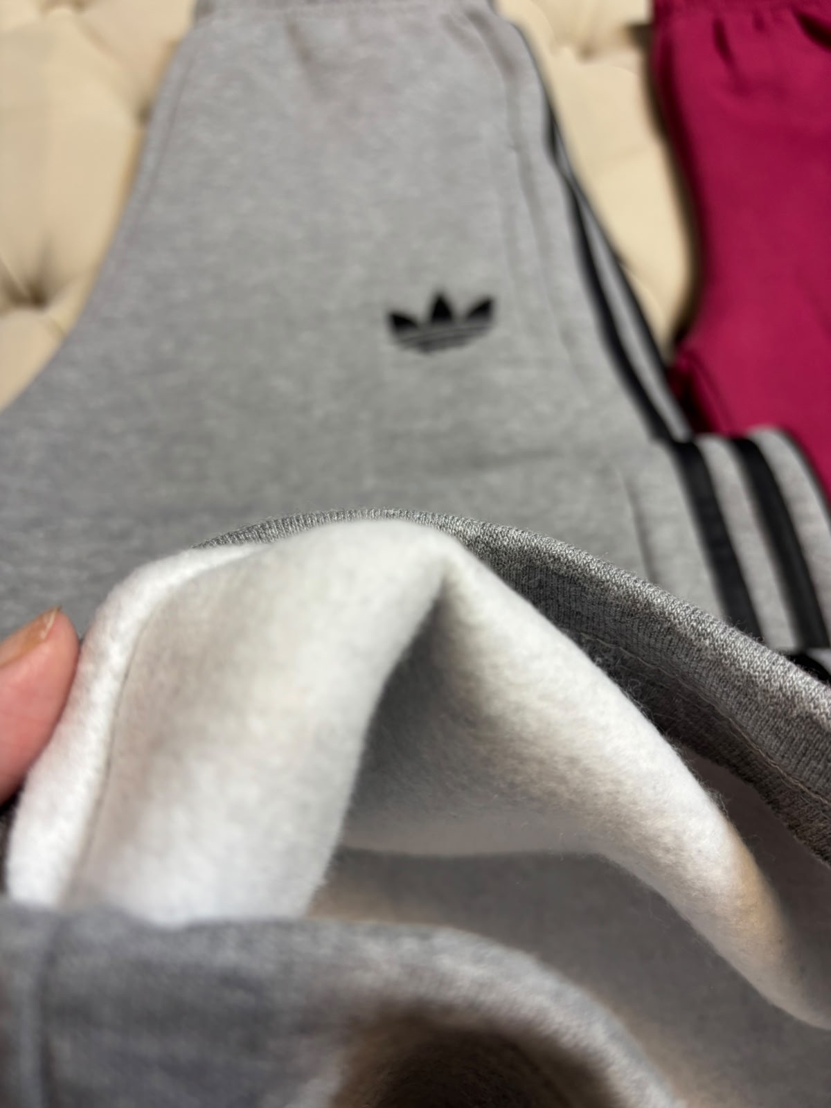 Pantalón Adidas - Imagen 3