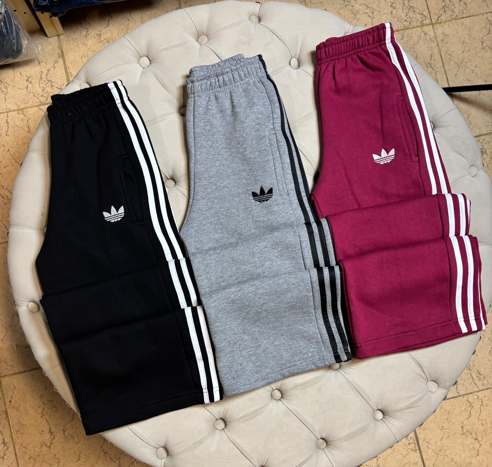 Pantalón Adidas - Imagen 6