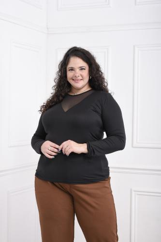 Camiseta Escote Tul