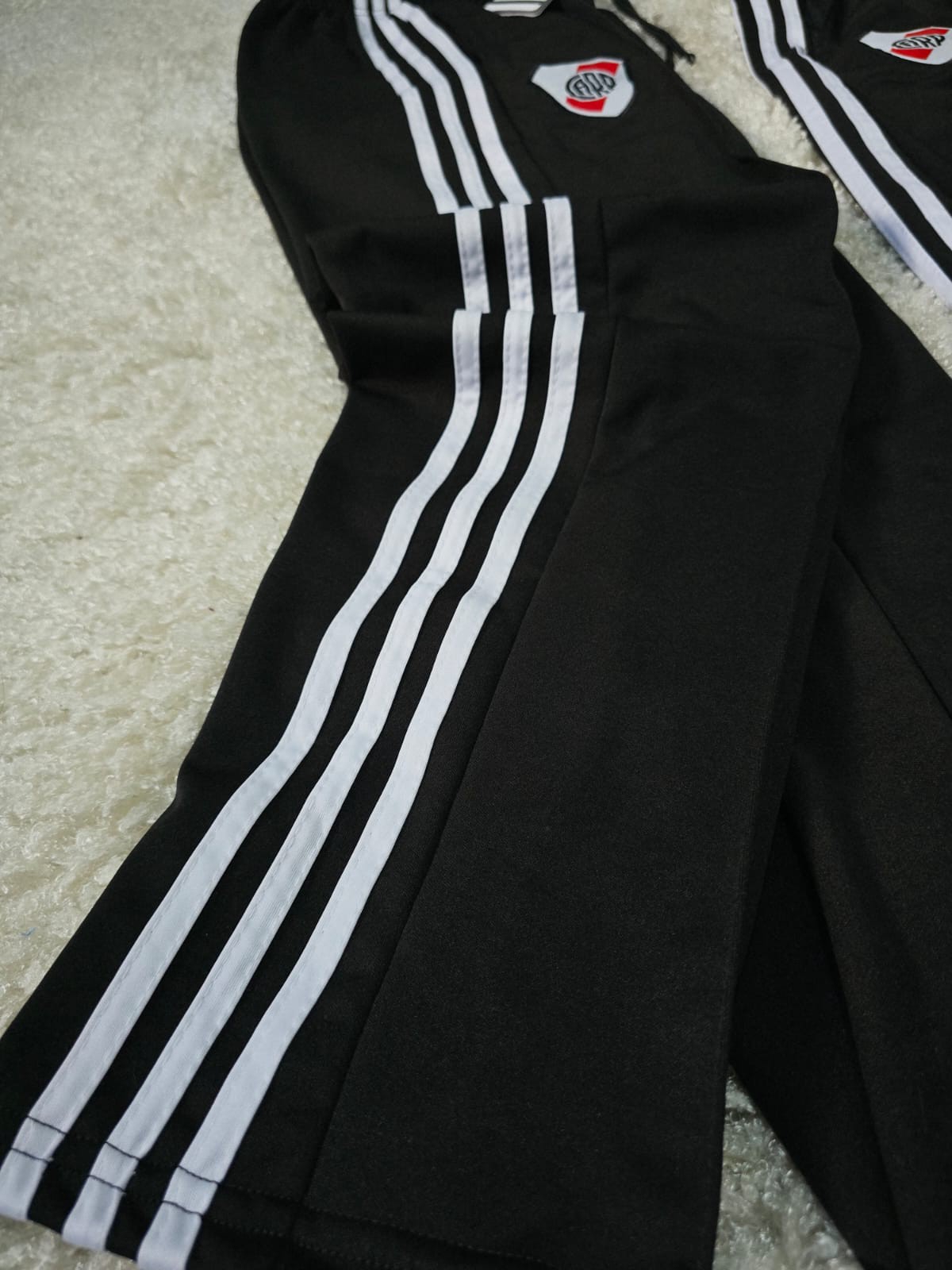 Pantalon Largo River Plate 2026. - Imagen 3