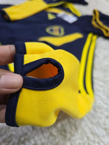 Conjunto Boca Juniors,niño. - Miniatura 3