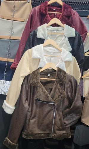 Campera Gamulan con Cierre Cruzado - Miniatura 2