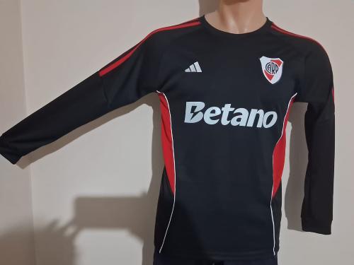 Camiseta River Bordada