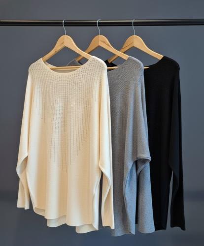 8882 Sweater Murciélago Strass