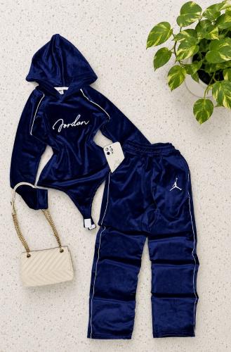 Conjuntos Jordan Plush